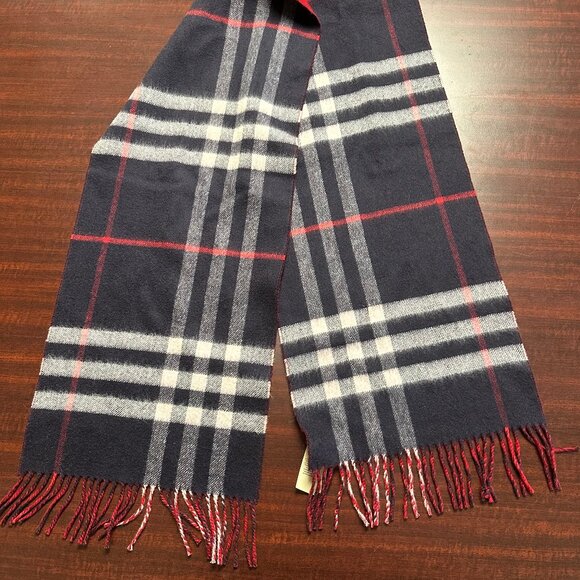 Burberry Check 100% Cashmere Scarf - Picture 2 of 6